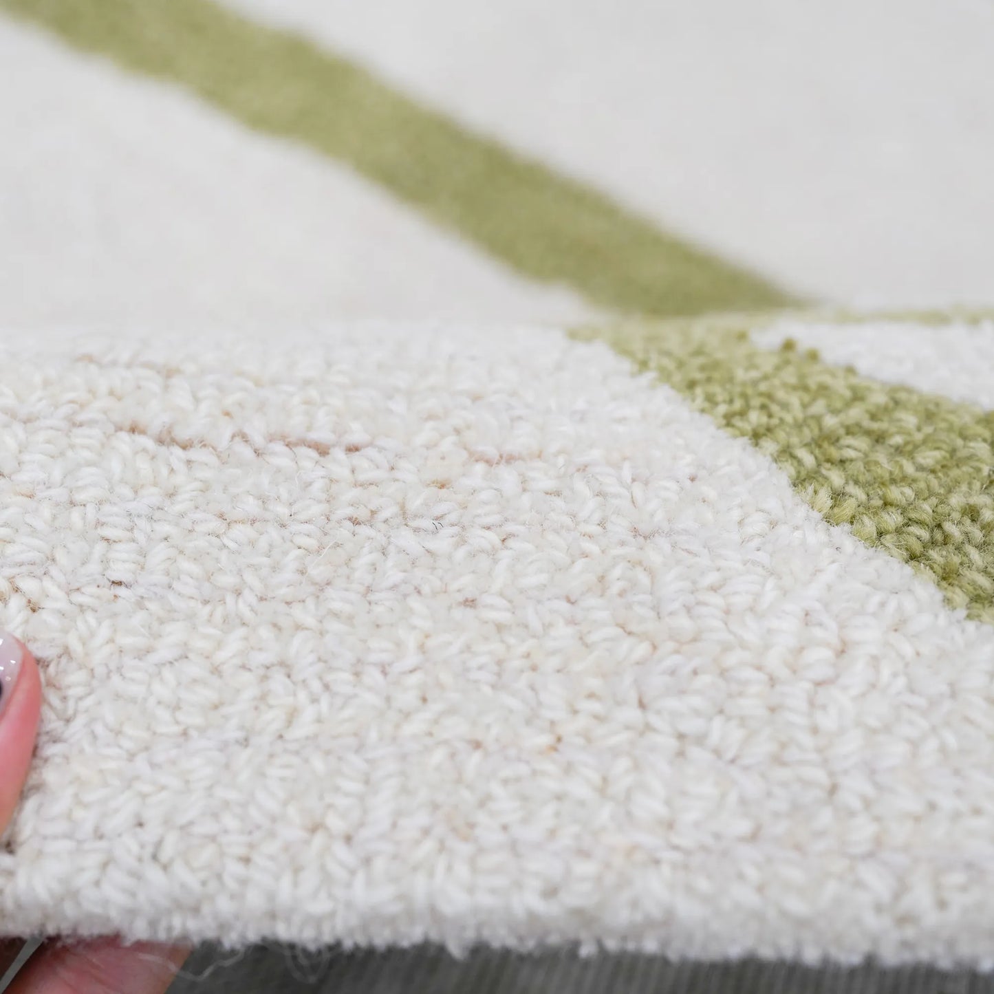 Customized Wool Hand Woven Rugs Walkway Hand Tufted Modern Carpets for Hotel Office Home